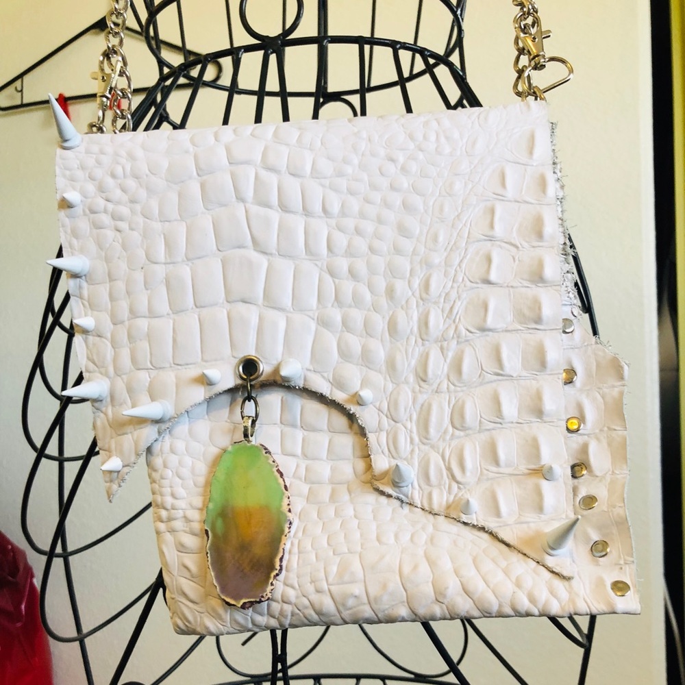 White hot spike agate purse - Picture 3 of 7